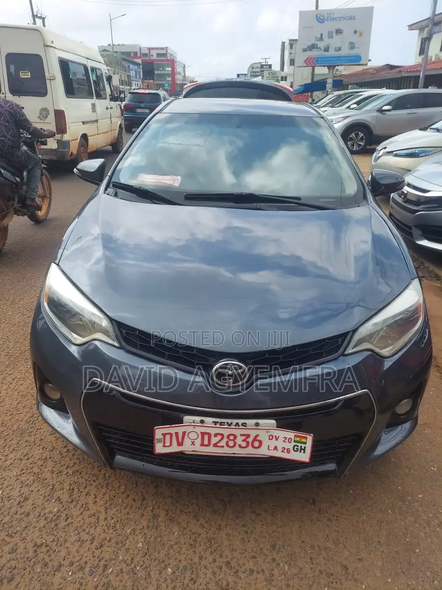 Toyota Corolla S Plus 4dr Sedan (1.8L 4cyl CVT) 2016 Gray