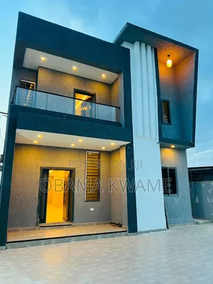 4bdrm House in Laryea Homes, Police Station for sale