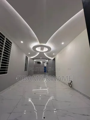 4bdrm House in Laryea Homes, Police Station for sale
