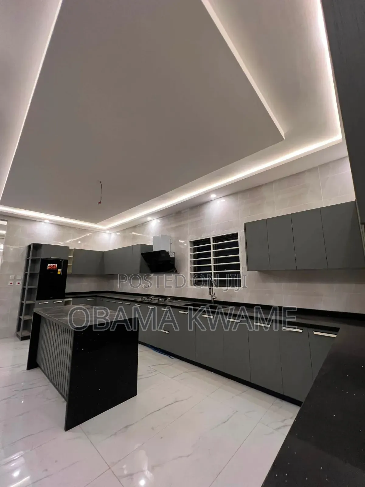 4bdrm House in Laryea Homes, Police Station for sale