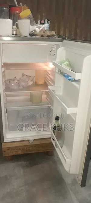Slightly Used Table Top Fridge for Sale