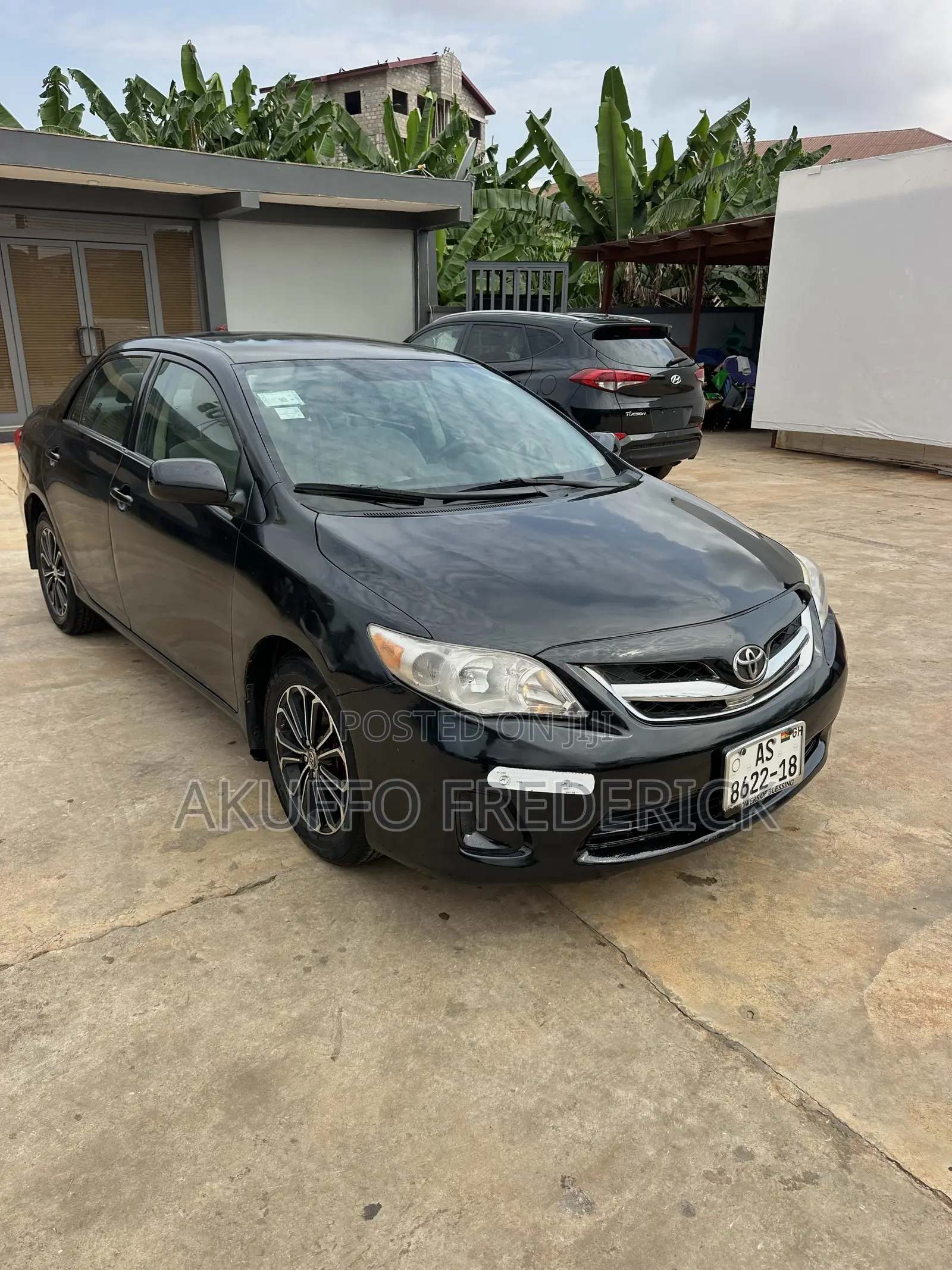 Toyota Corolla LE 4dr Sedan (1.8L 4cyl 4A) 2013 Black
