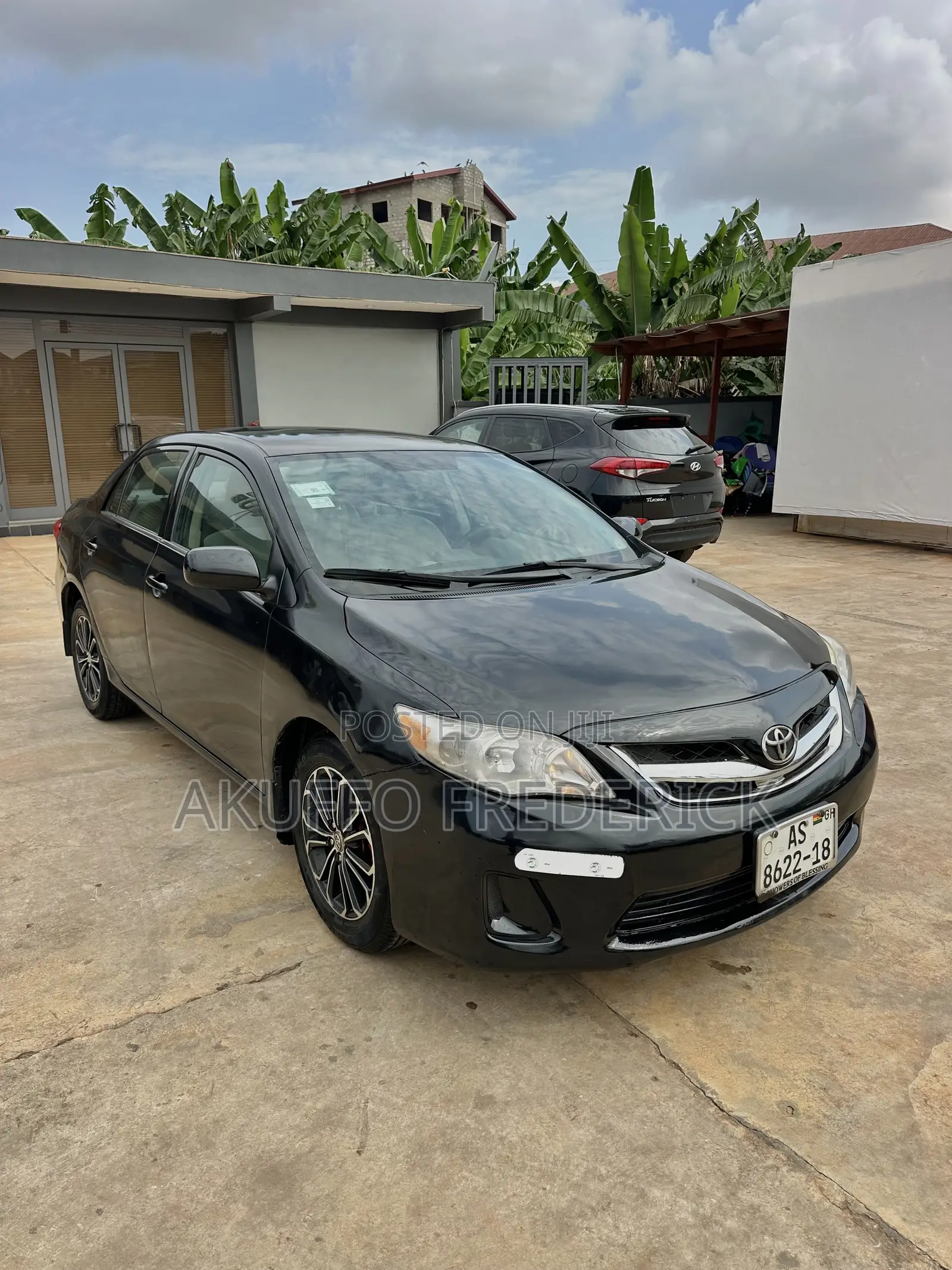Toyota Corolla LE 4dr Sedan (1.8L 4cyl 4A) 2013 Black