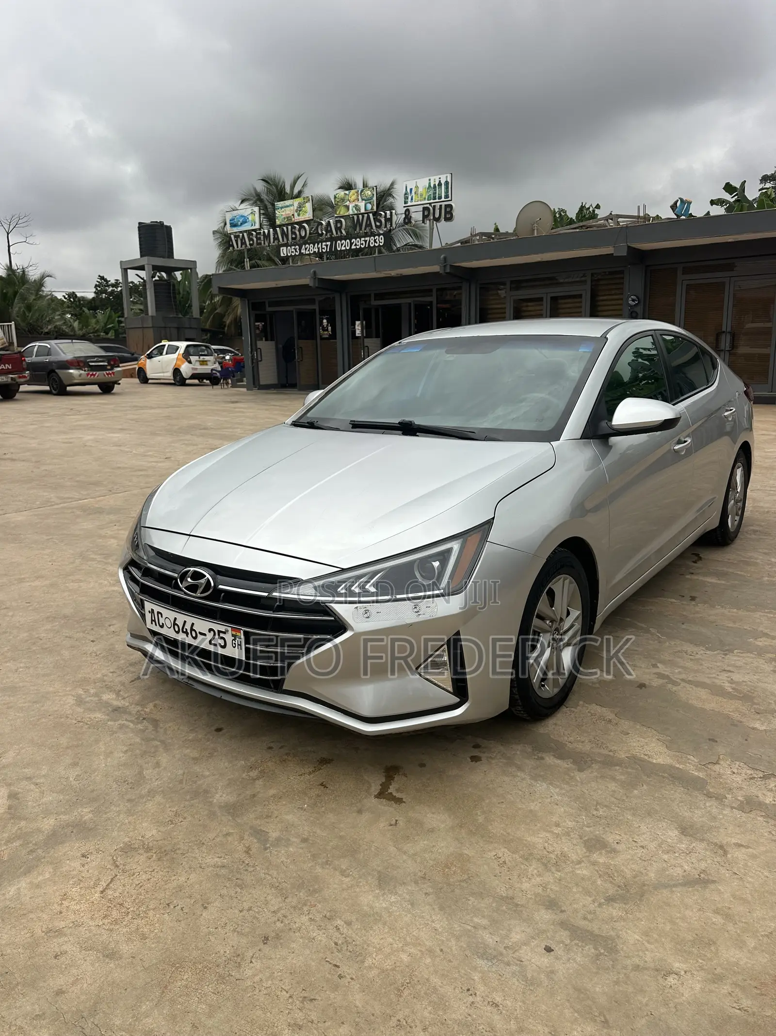 Hyundai Elantra Limited 2020 Gray