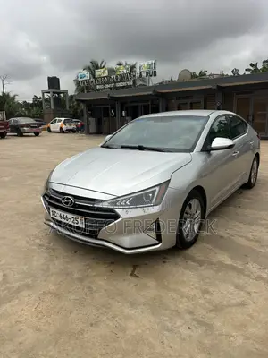Hyundai Elantra Limited 2020 Gray