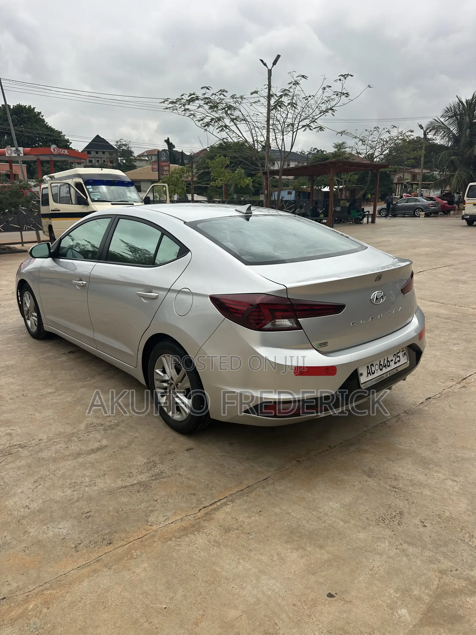 Hyundai Elantra Limited 2020 Gray