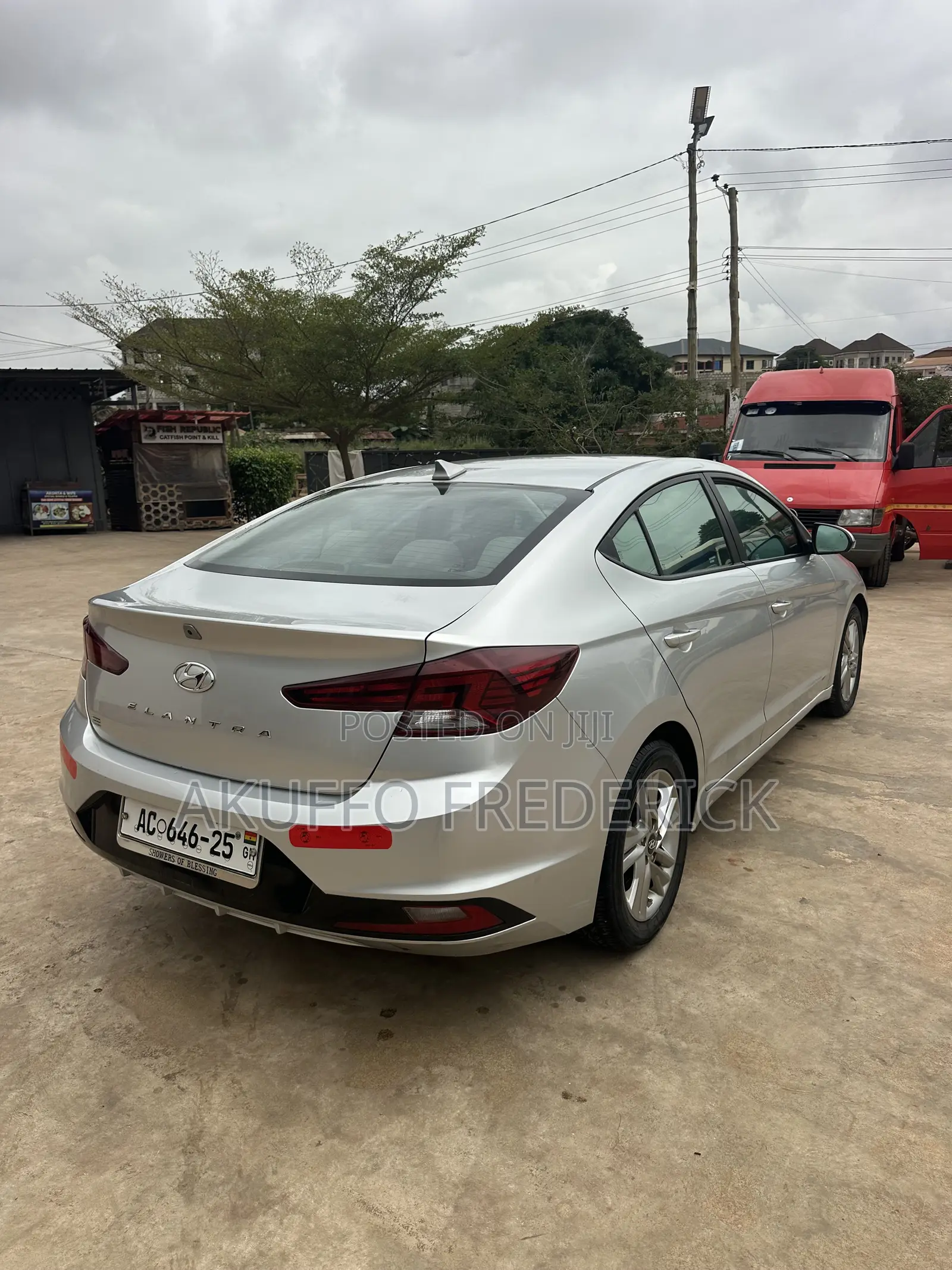 Hyundai Elantra Limited 2020 Gray