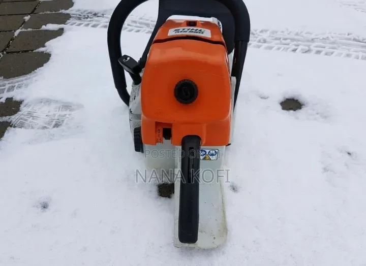 Chainsaw Operator for Tree Cutting