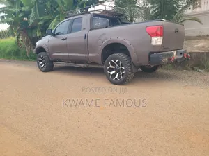 Toyota Tundra Double Cab 4x4 SR5 5.7L Long Bed 2008 Brown