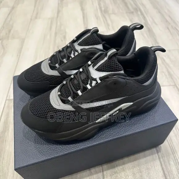 Original Dior B22 Black/White