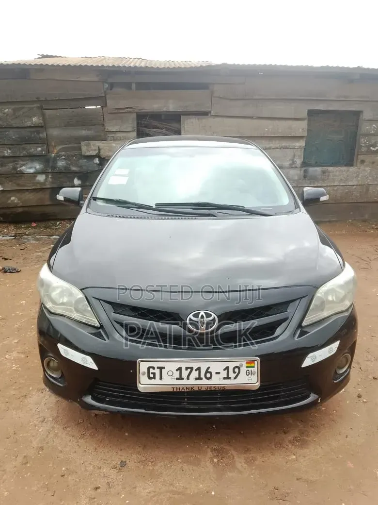 Toyota Corolla 2012 Black