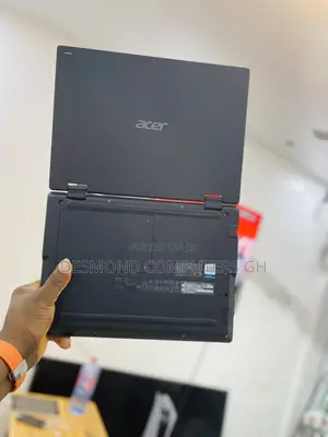 Laptop Acer TravelMate 4GB Intel Pentium HDD+SSD 500GB