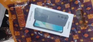 New Samsung Galaxy A16 5G 256 GB Green