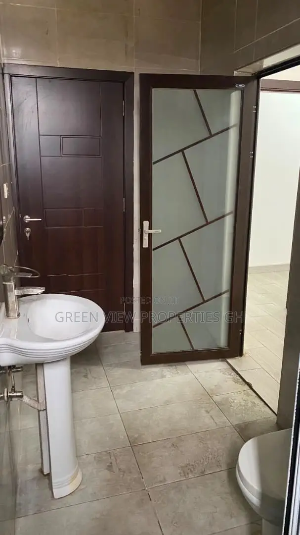 2bdrm Apartment in Lapaz for rent