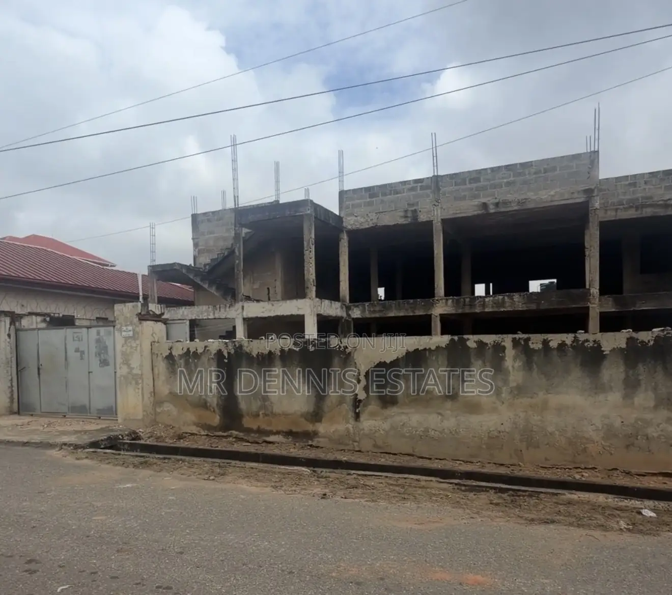6bdrm Block of Flats in Police Station for sale