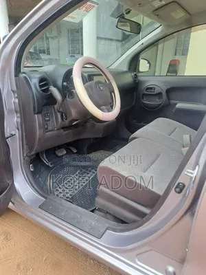 Toyota Passo 1.0 AWD 2014 Brown