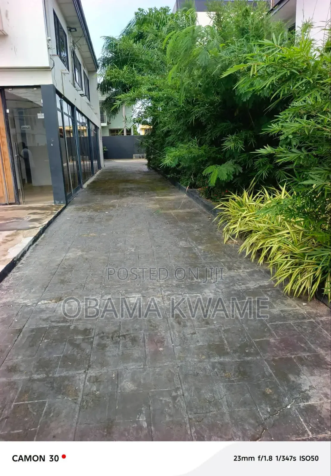  12-Bedroom Commercial Property for Rent – Osu Nyaniba Estate