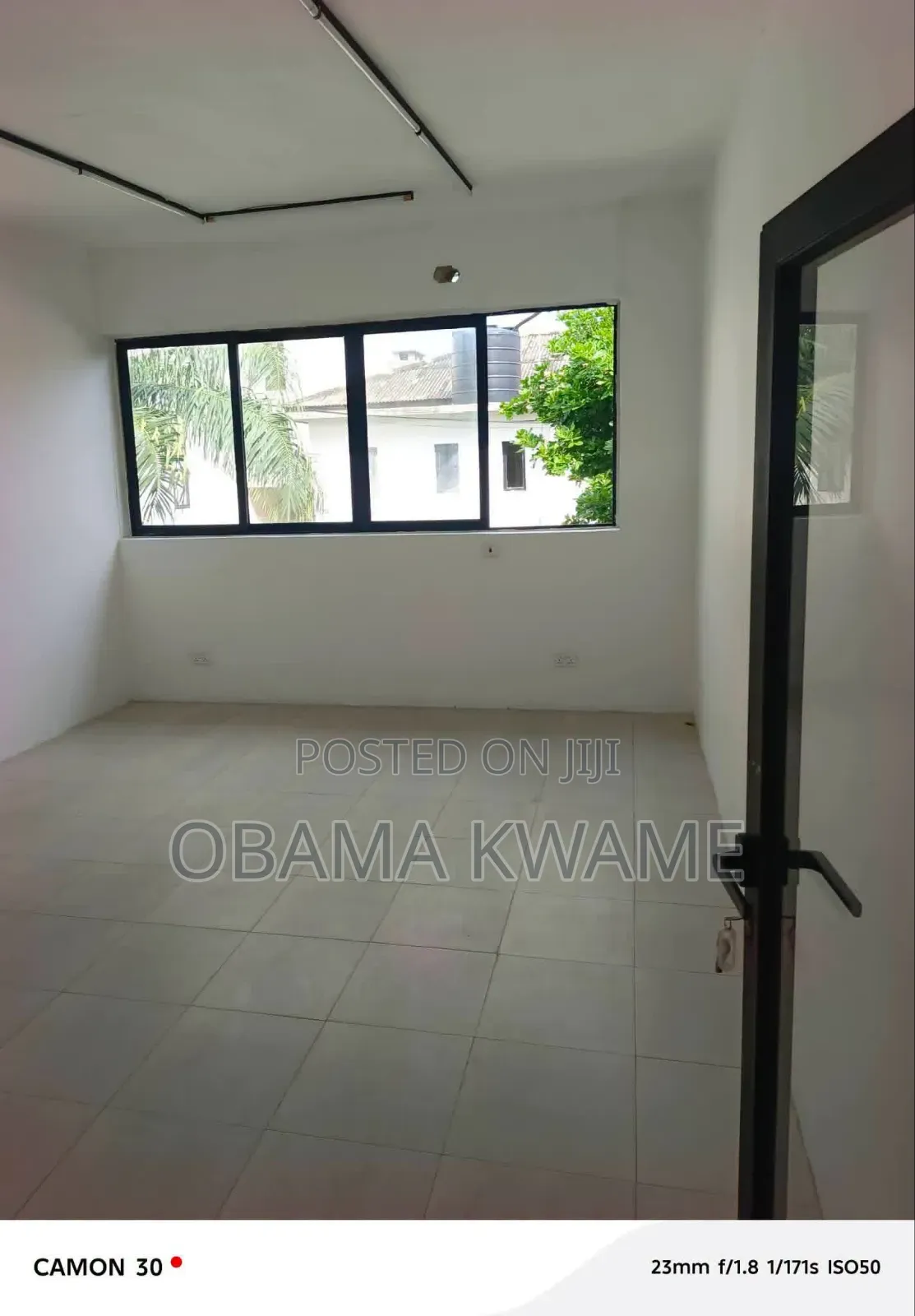  12-Bedroom Commercial Property for Rent – Osu Nyaniba Estate