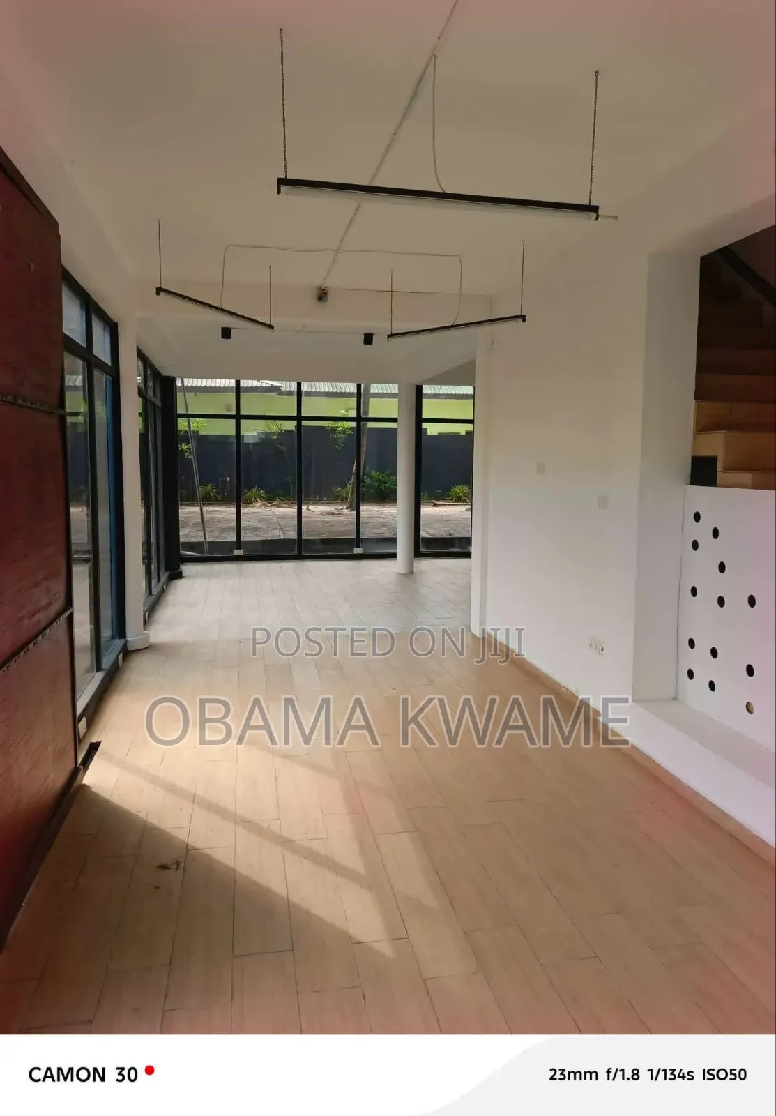  12-Bedroom Commercial Property for Rent – Osu Nyaniba Estate