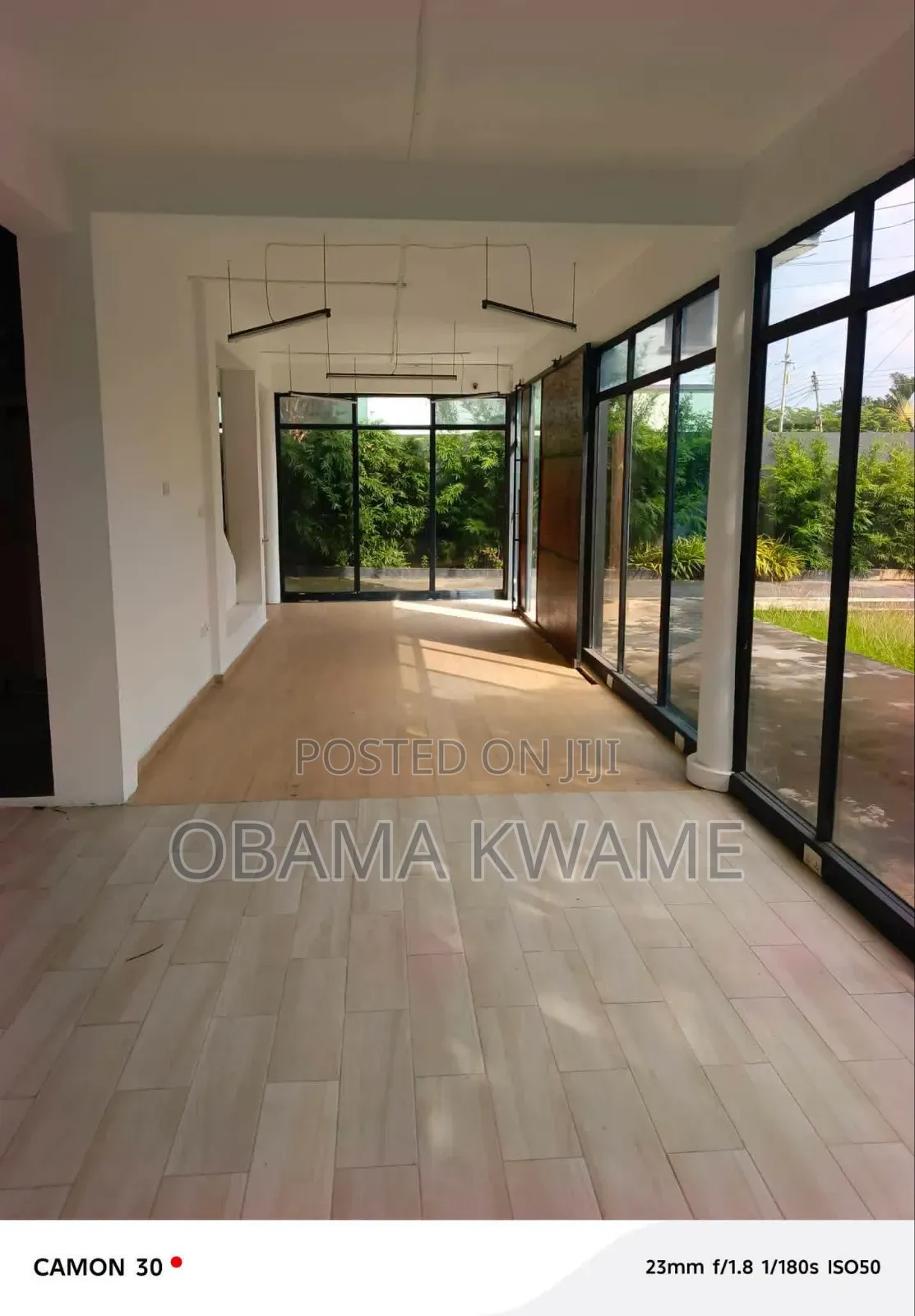  12-Bedroom Commercial Property for Rent – Osu Nyaniba Estate