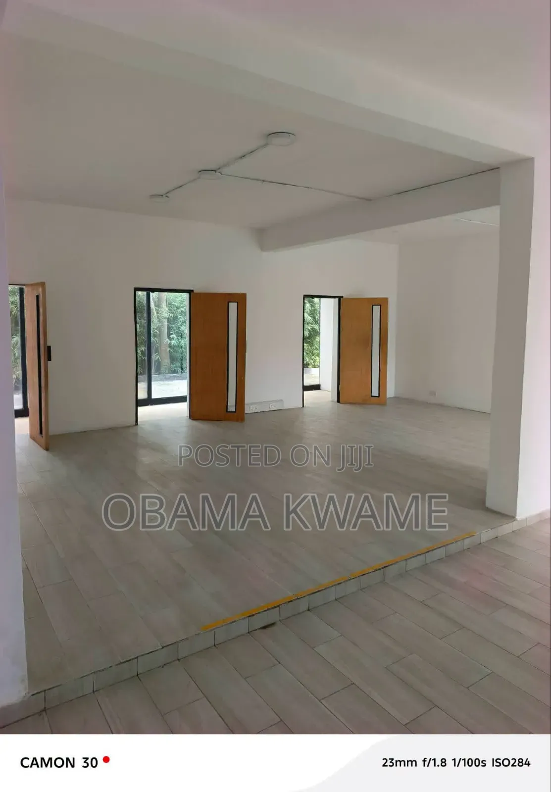 12-Bedroom Commercial Property for Rent – Osu Nyaniba Estate