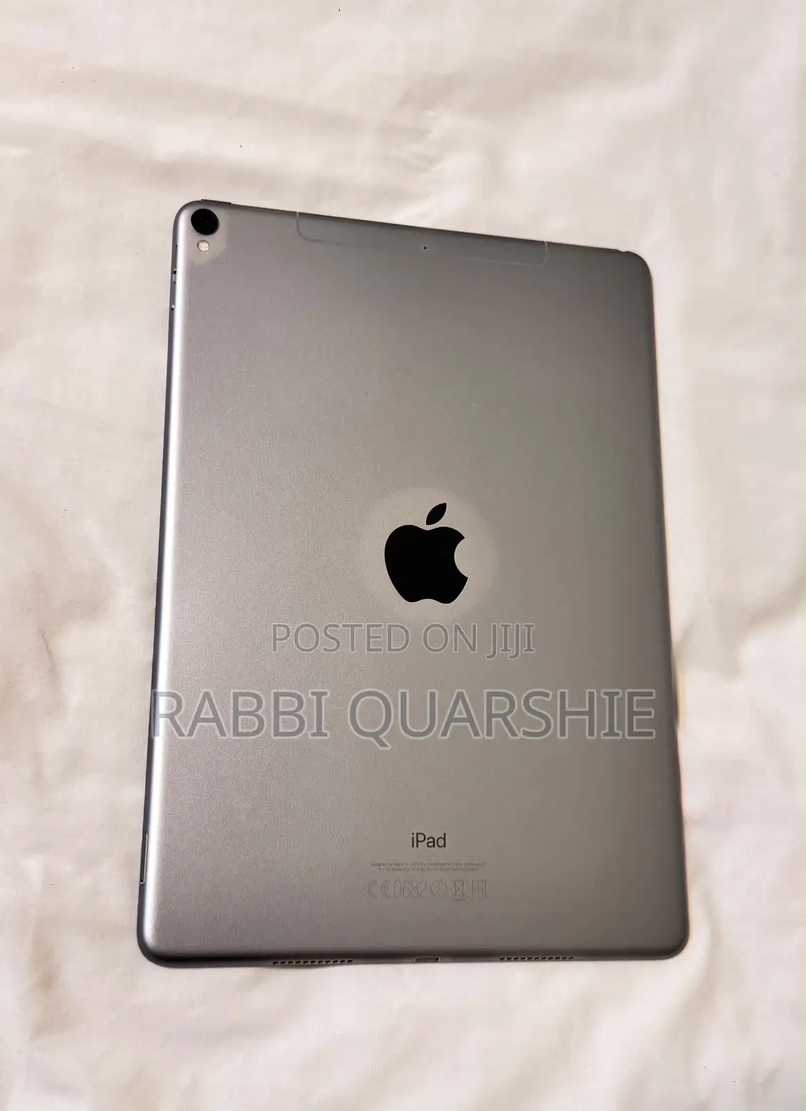 Apple iPad Pro 10.5 (2017) 256 GB Gray