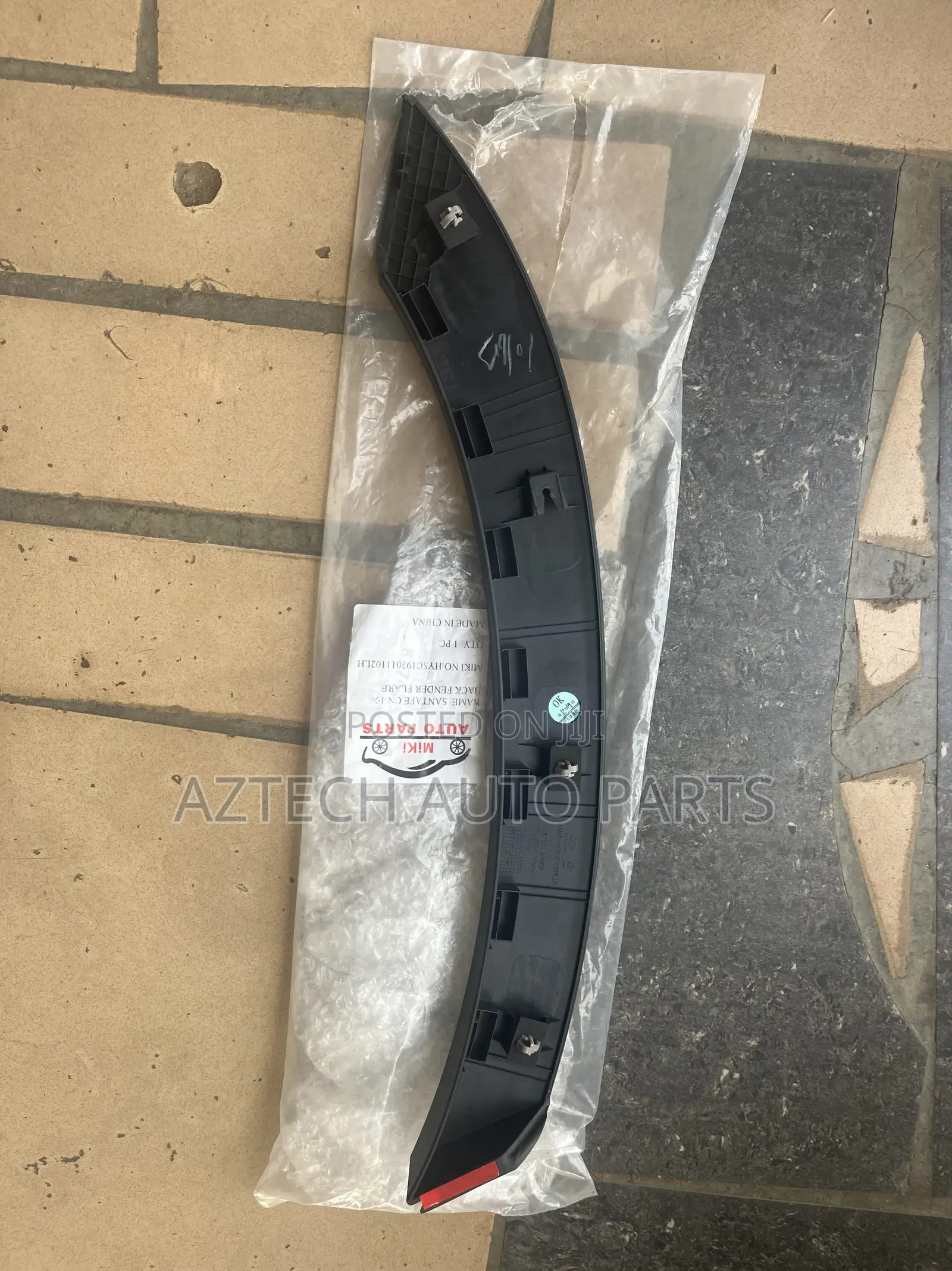 Hyundai Santafe Santa-Fe 2016 2017 2018 Back Fender Flare Moulding