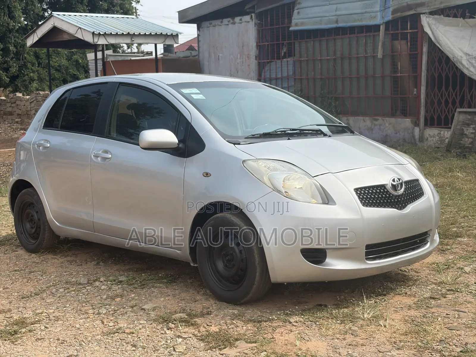 Toyota Vitz 1.3 AWD 3dr 2008 Silver