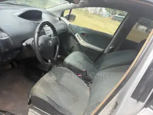 Toyota Vitz 1.3 AWD 3dr 2008 Silver