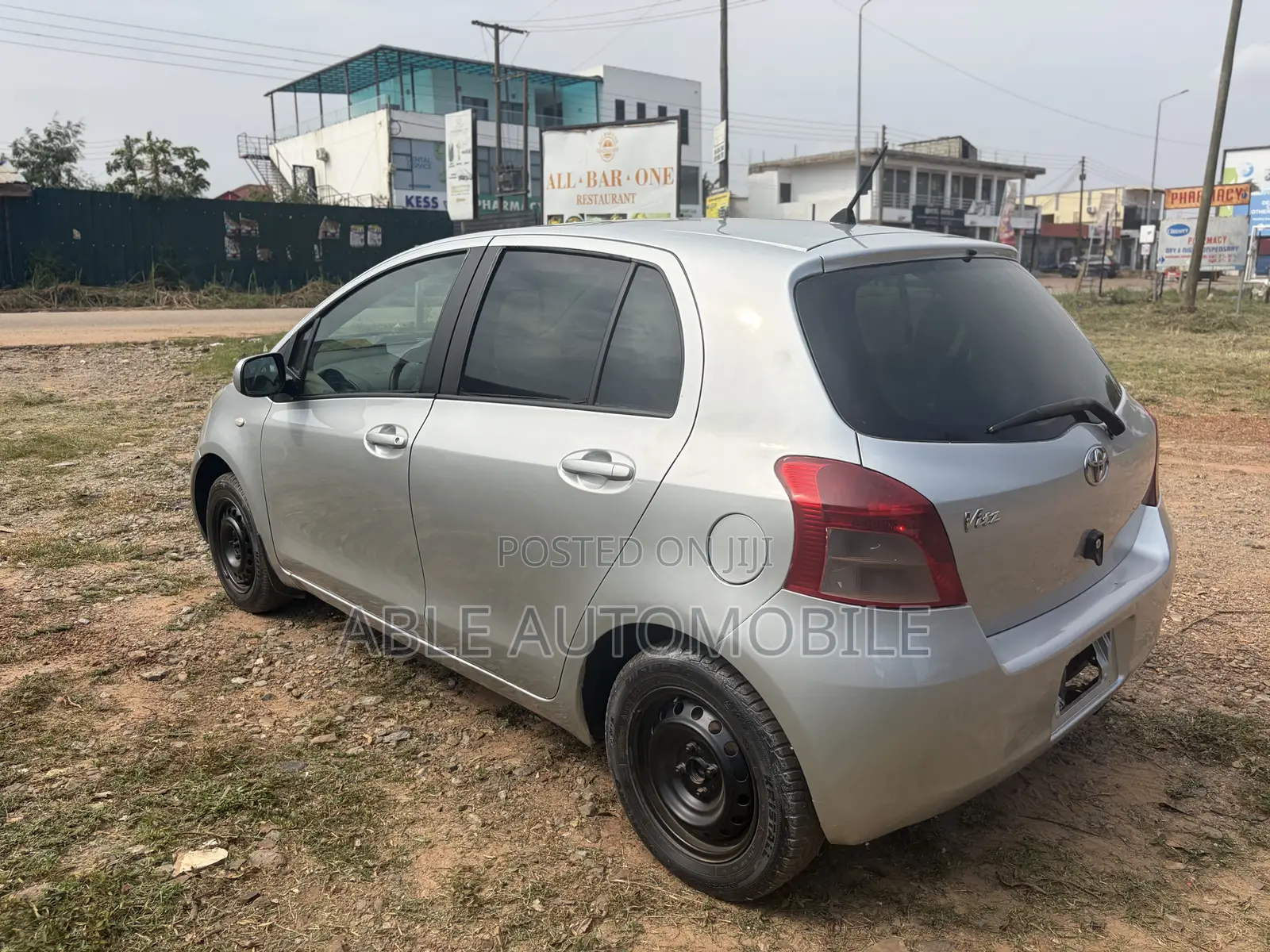 Toyota Vitz 1.3 AWD 3dr 2008 Silver