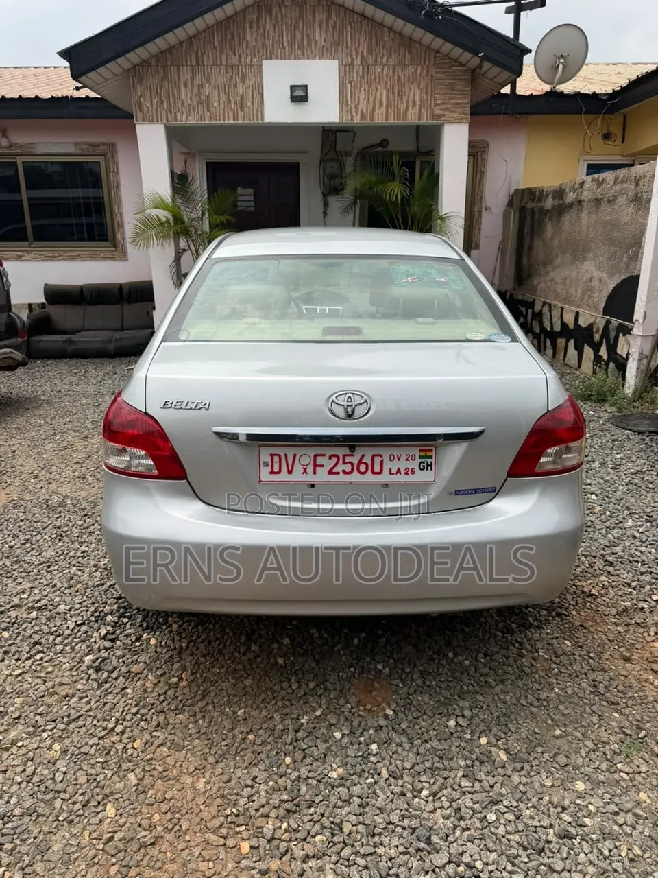 Toyota Belta 2010 Silver