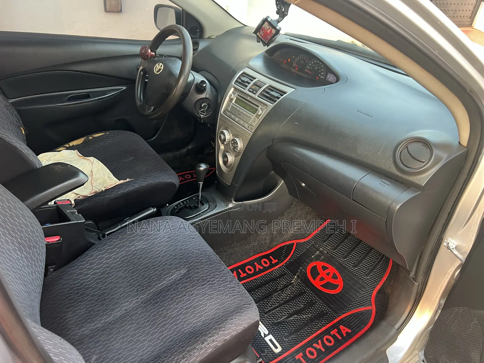 Toyota Yaris Sedan Automatic 2007 Silver