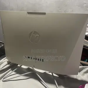 New Desktop Computer HP 200 G4 22 All-in-One 4GB Intel Core i3 HDD 1T