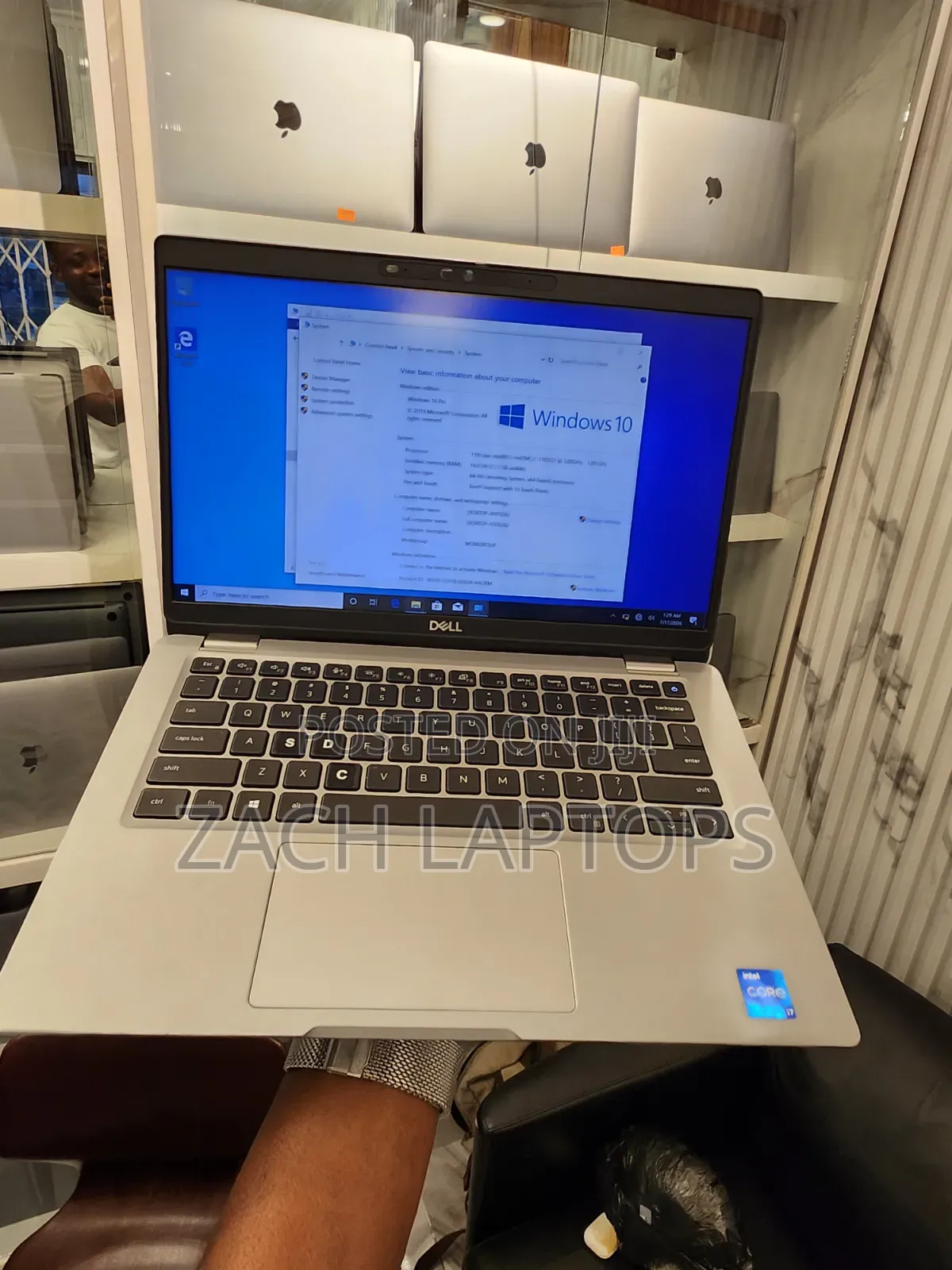 Laptop Dell Latitude 5320 16GB Intel Core i7 SSD 512GB