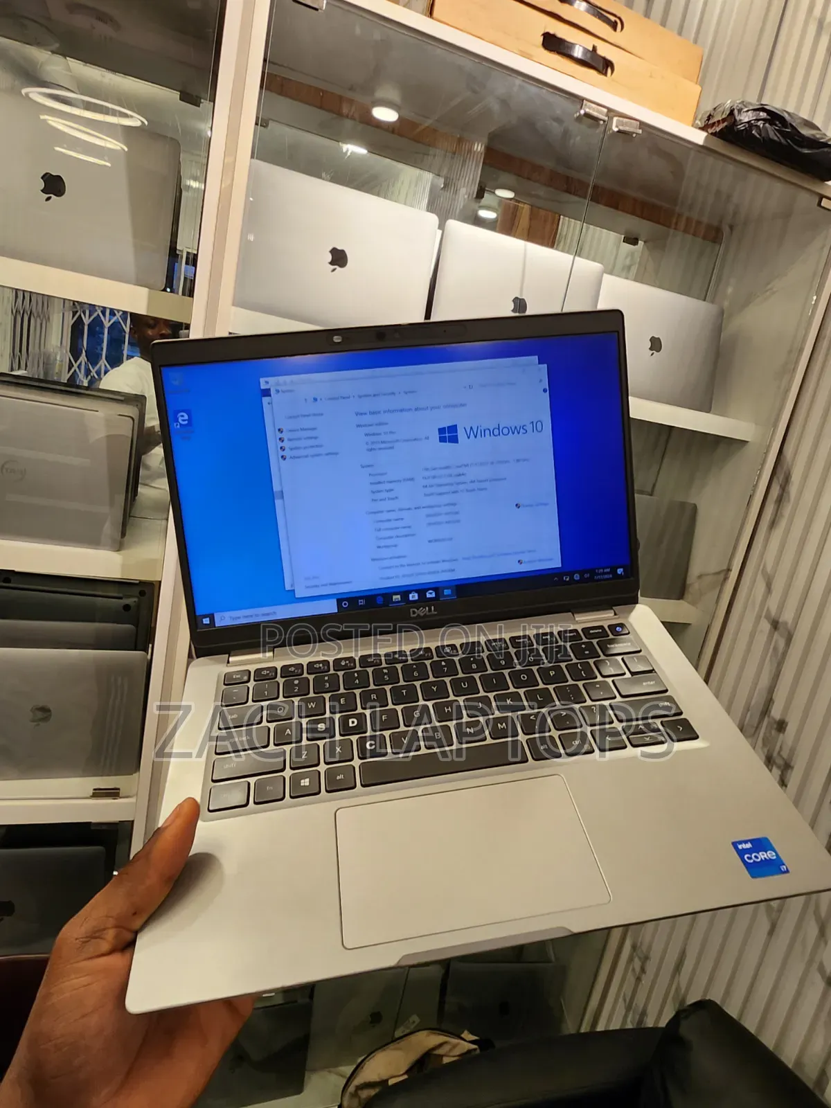 Laptop Dell Latitude 5320 16GB Intel Core i7 SSD 512GB