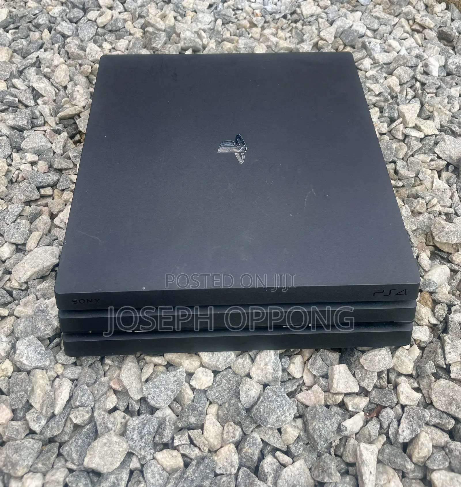 Ps4 Pro 825gb