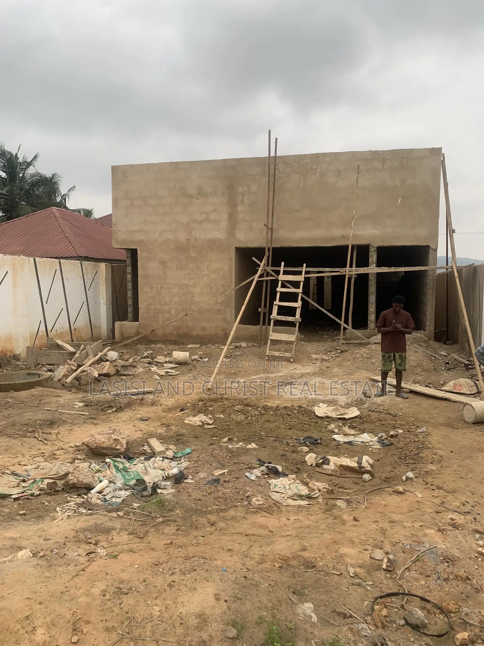 2bdrm House in Lasisi And Christ, Pokuase for sale