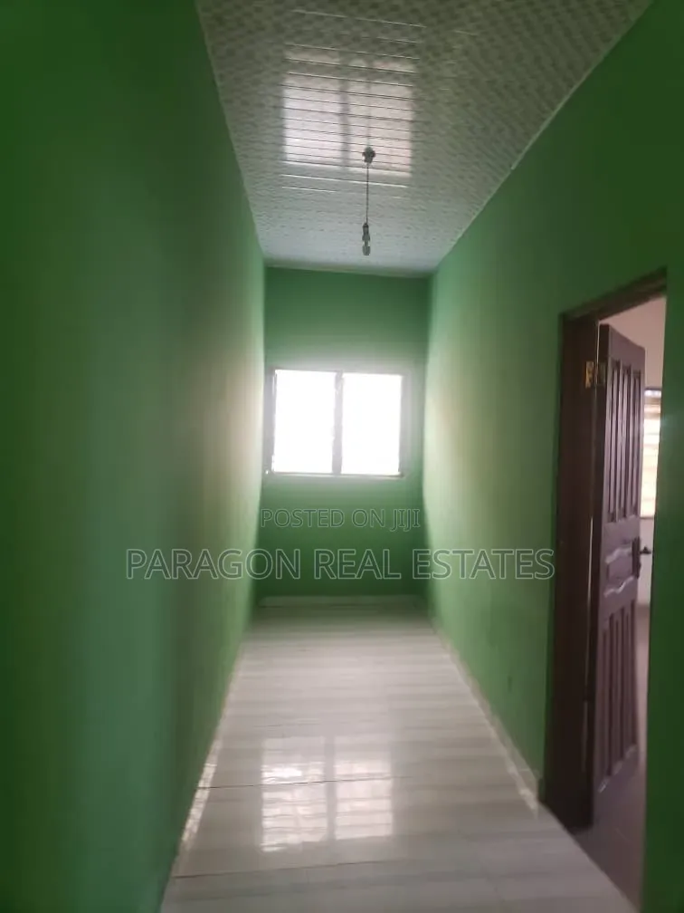 3bdrm House in Golden Valley, West Hills Mall Area for sale