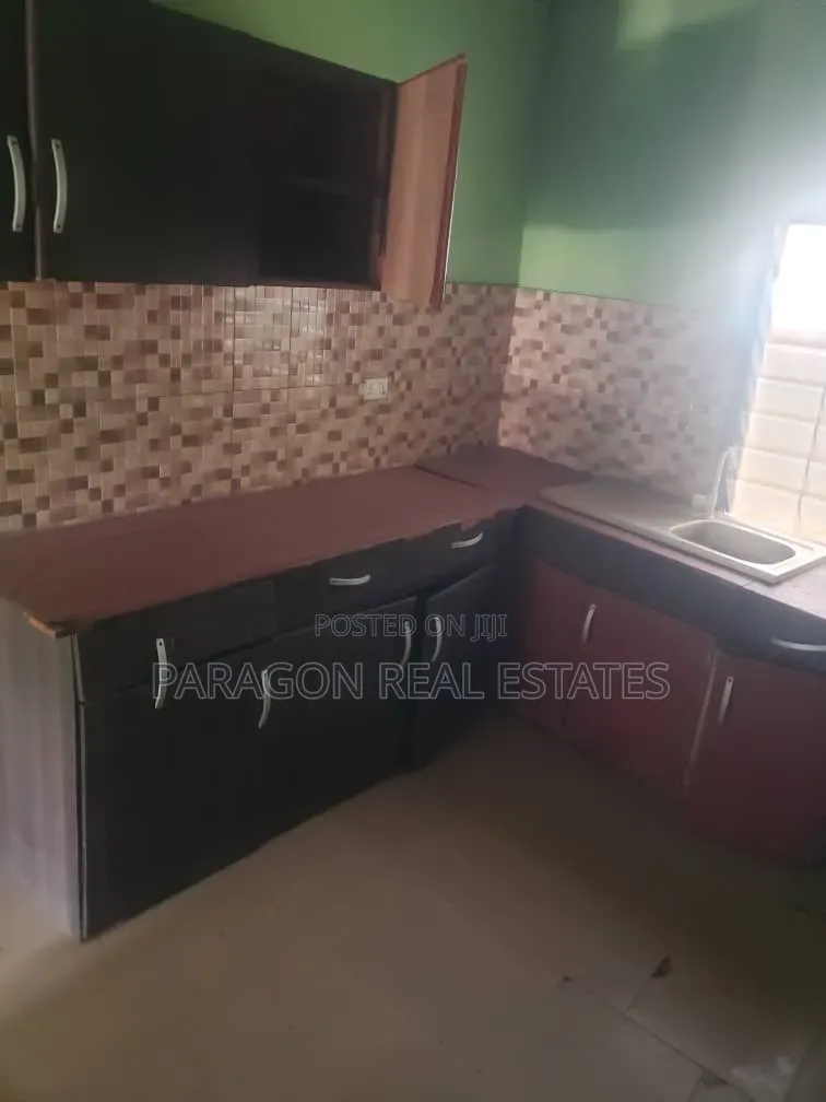 3bdrm House in Golden Valley, West Hills Mall Area for sale