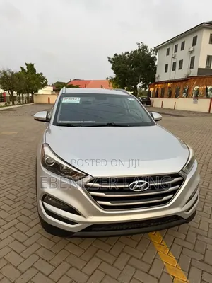 Hyundai Tucson 2017 Silver