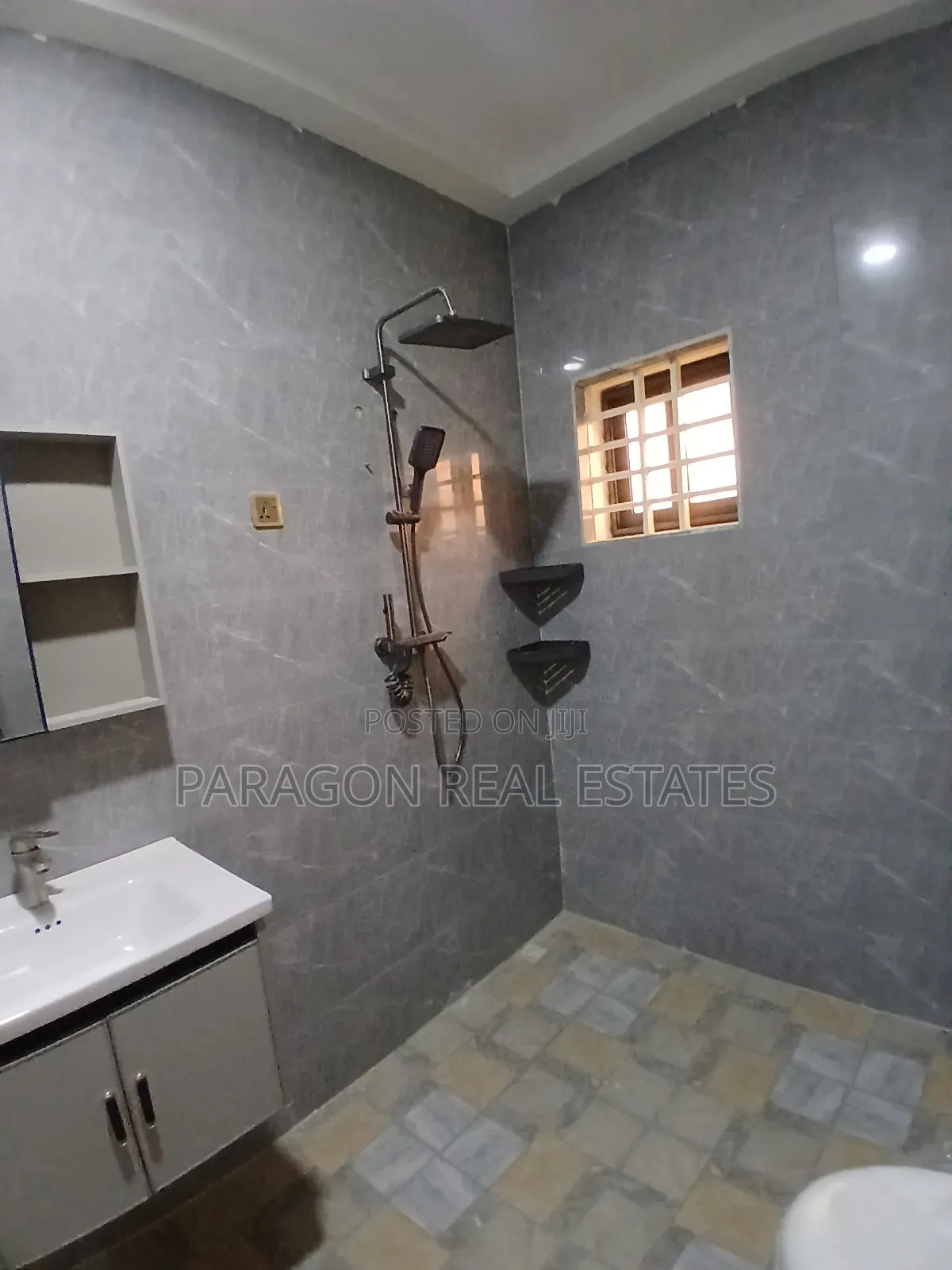 1bdrm Apartment in Iron City, West Hills Mall Area for rent