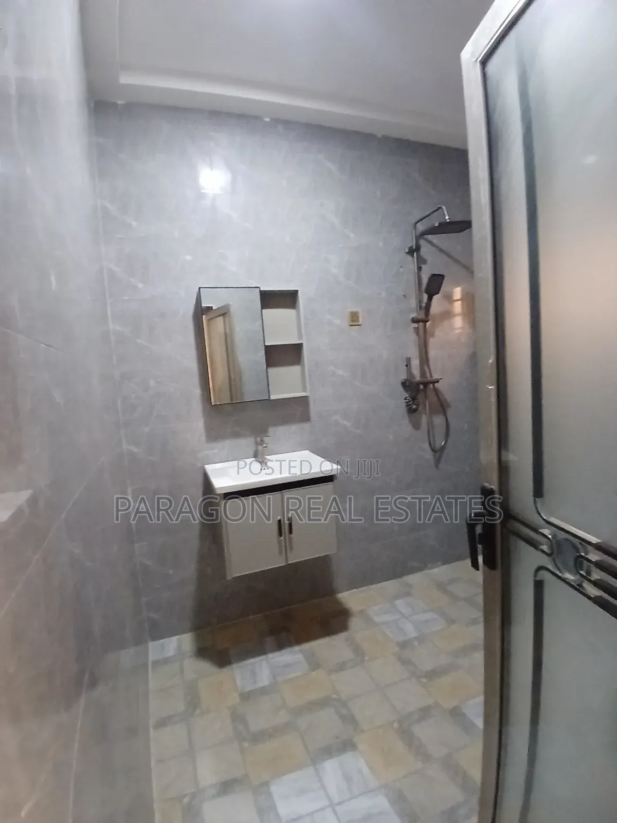 1bdrm Apartment in Iron City, West Hills Mall Area for rent