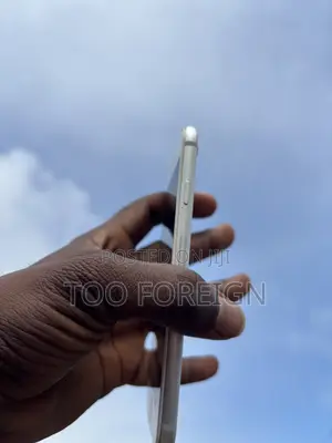Apple iPhone 7 32 GB Silver