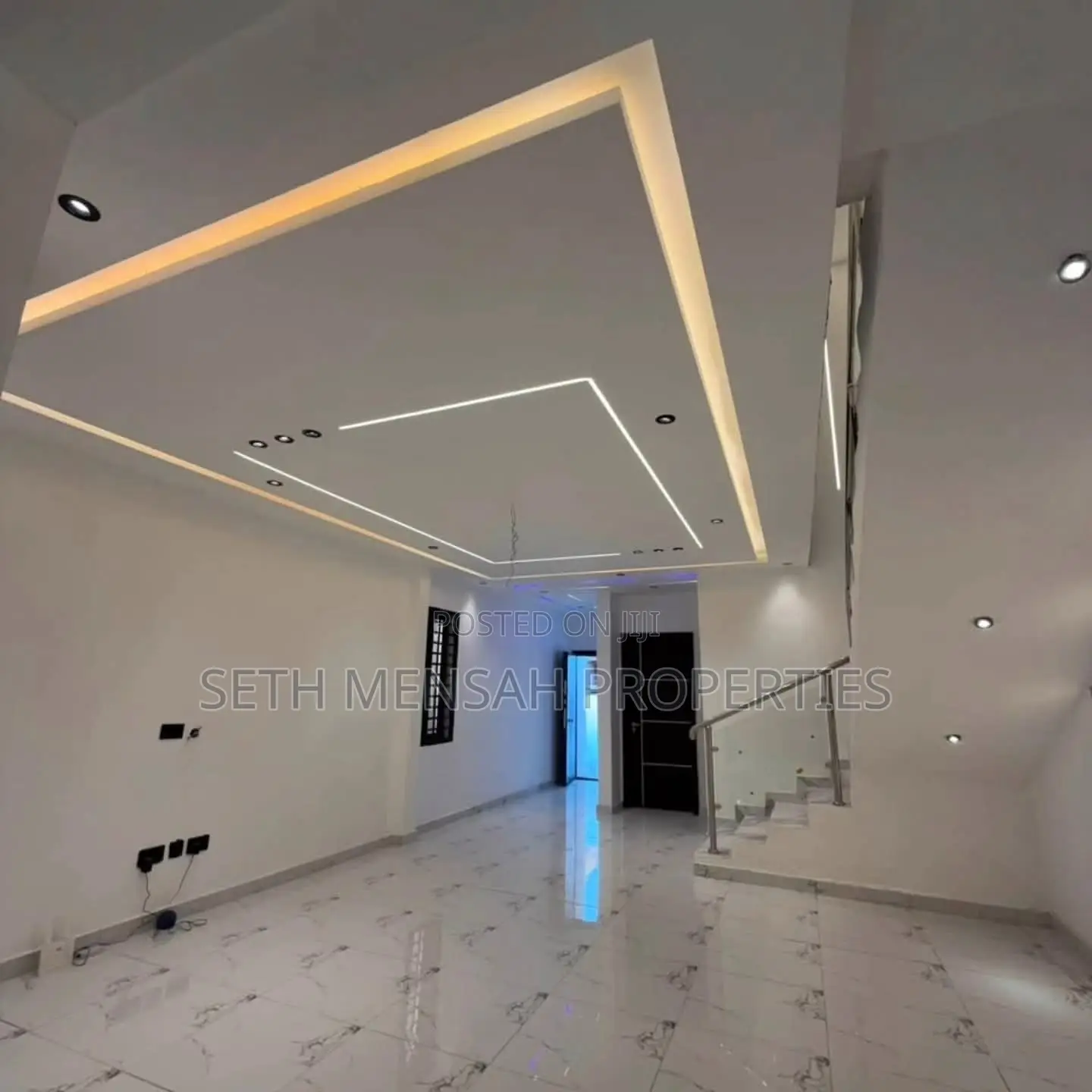 3bdrm House in 3 Bedroom House For for sale