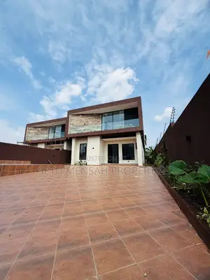 4bdrm House in 4 Bedroom House For for sale