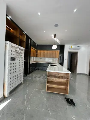 5bdrm House in East Legon for sale