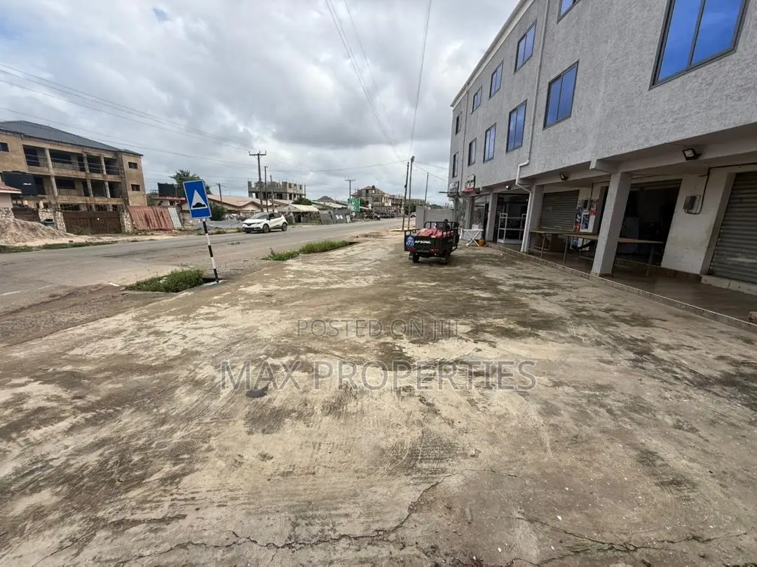 For Sale - Commercial Property Stores=5 2 Bedrooms Apt=2unit 3 Bed
