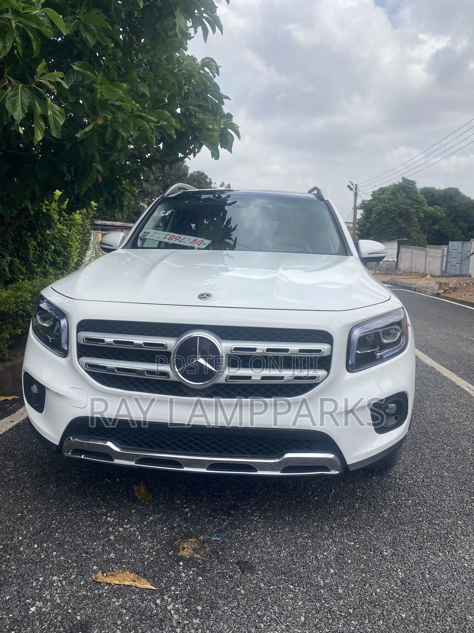 Mercedes-Benz GLB-Class 2022 White