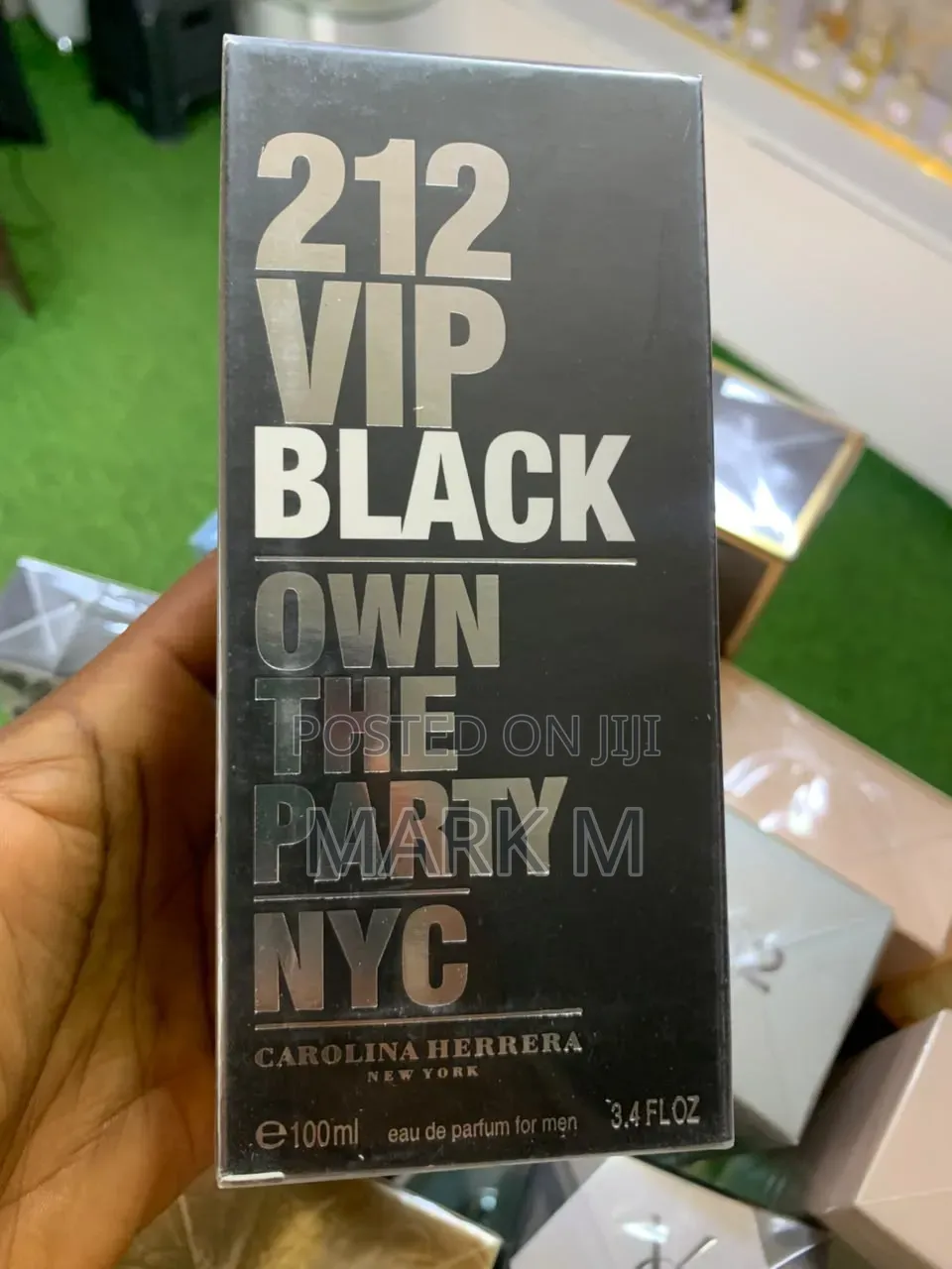 212 VIP Black