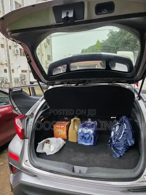 Toyota C-HR XLE FWD 2019 Gray